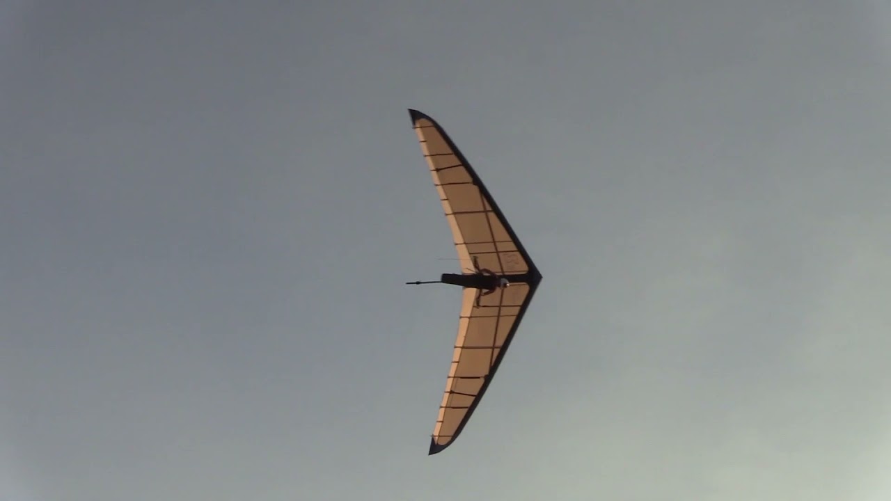 Hang gliding launch