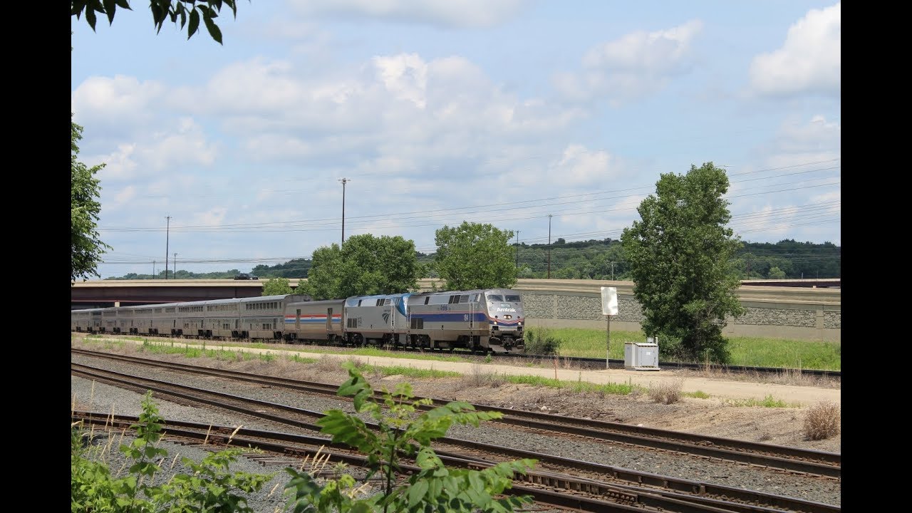 Muggy Sunday in Newport: BNSF and Amtrak Trains ft. AMTK 184