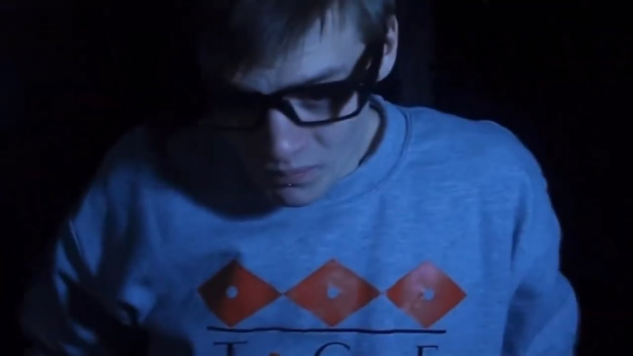 TGF - The Cinnamon Challenge (WITH CHILLI) *TGFMadness Reupload*