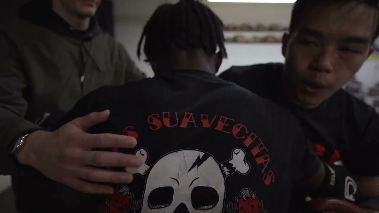 Muay Thai Sparring in Philadelphia - 8 Limbs Academy - Derrick vs Tre