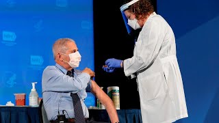 Dr Anthony Fauci receives Moderna vaccine