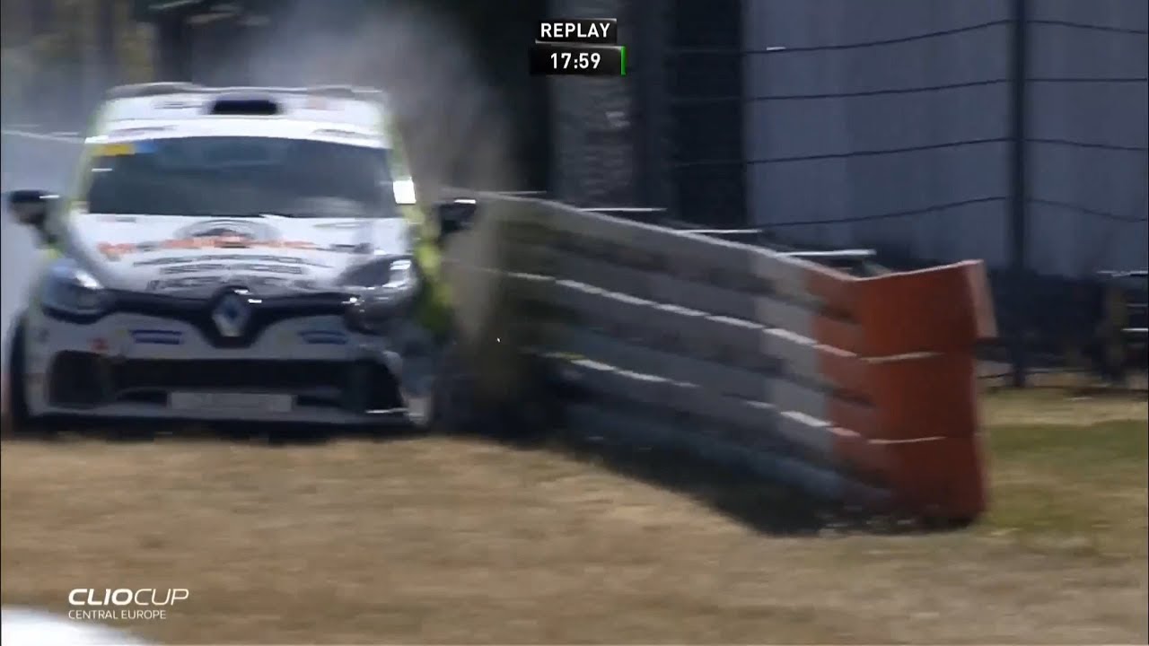 Renault Clio Cup Central Europe 2018. Race 2 Nürburgring. Crash