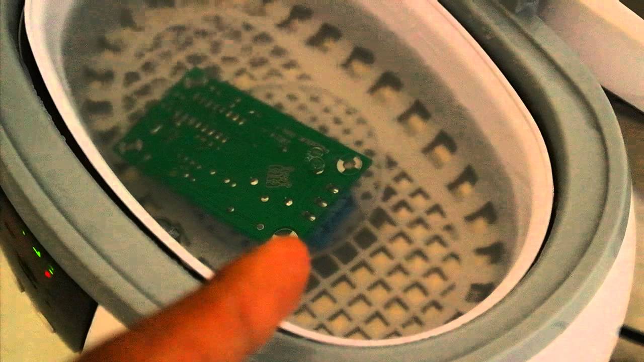  Cara  membersihkan  kotoran solder pada  PCB  YouTube