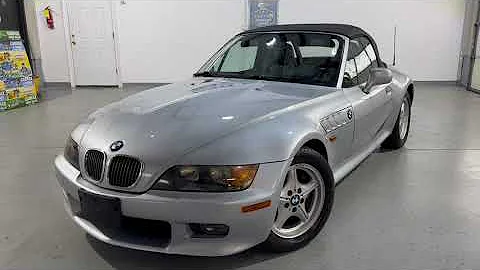 1999 BMW Z3 2.3 Roadster! 1 Owner! Low miles! 5 speed manual!