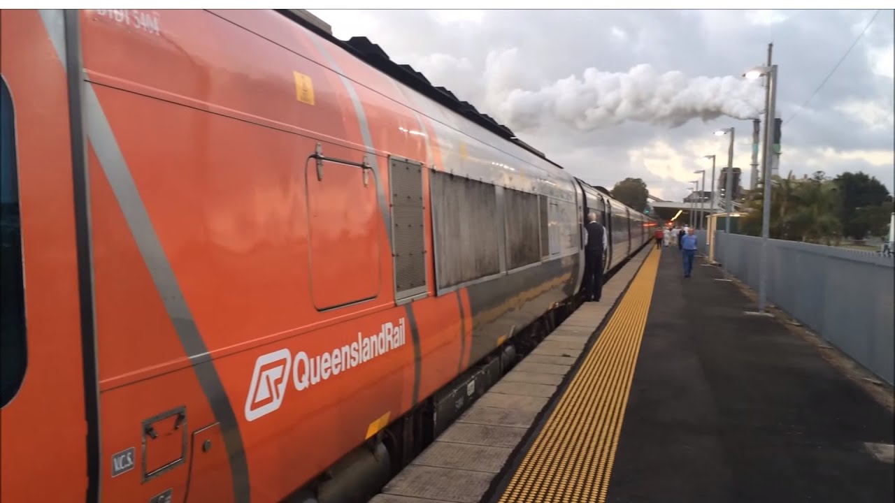 rail travel queensland