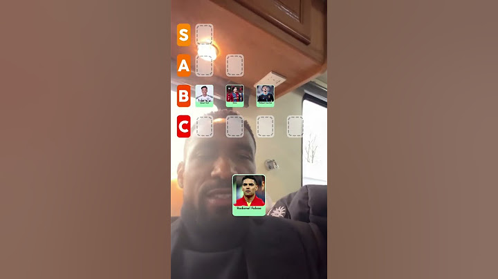 Jermain Defoe’s attempt at blind ranking players, stay for his subtle dig at van der Sar #shorts