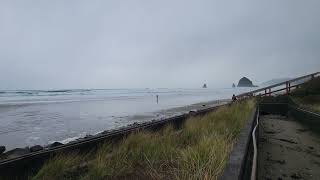 Rainy day at Cannon Beach 2 minutes straight