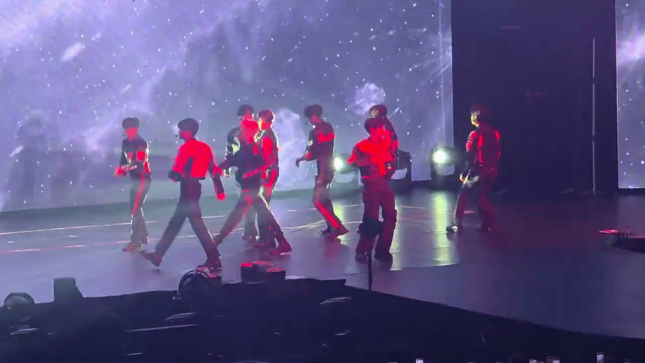 2025.11.15 ZEROBASEONE HERE & NOW in Singapore - Opening + ICONIK