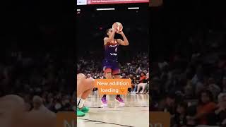 Snatching ankles and playing while pregnant is CRAZY. Congrats Skylar Diggins-Smith 👏