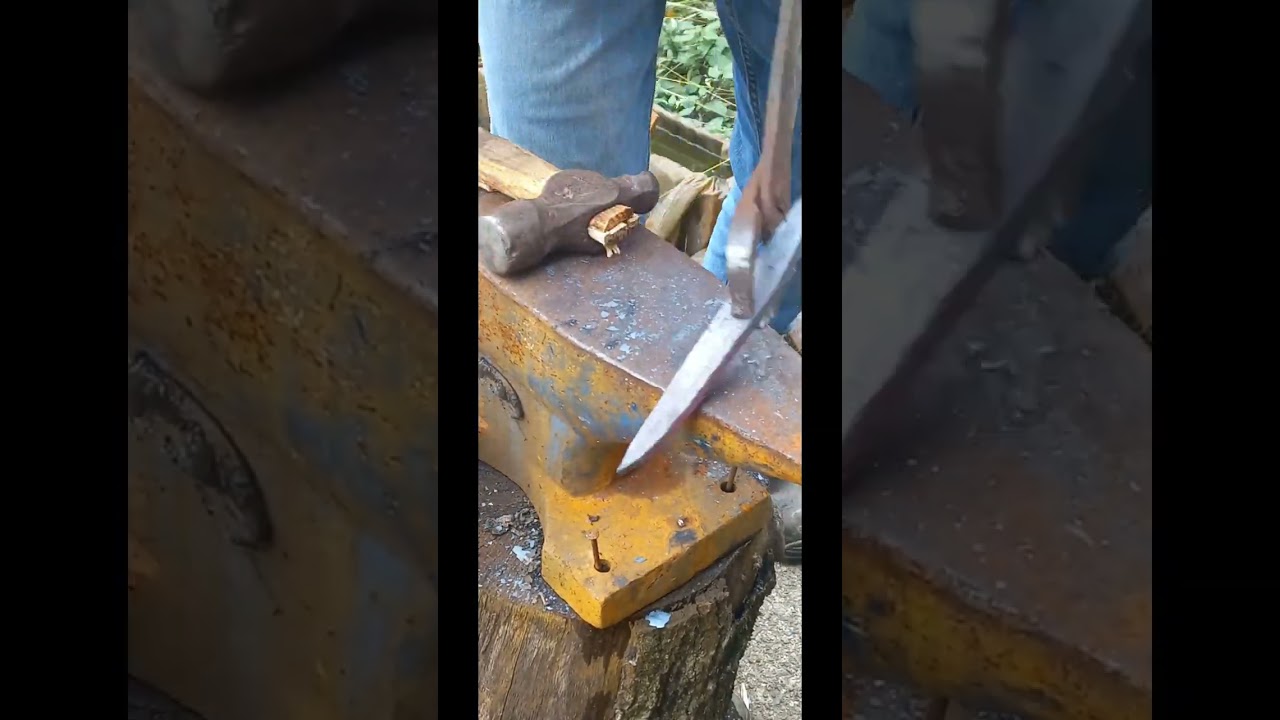 Forging out a pattern-weld knife