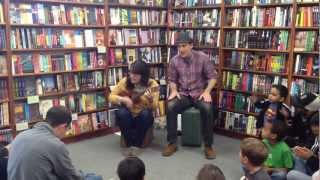 Andrew & Polly - Little Bitta You (Live at Children's Book World)