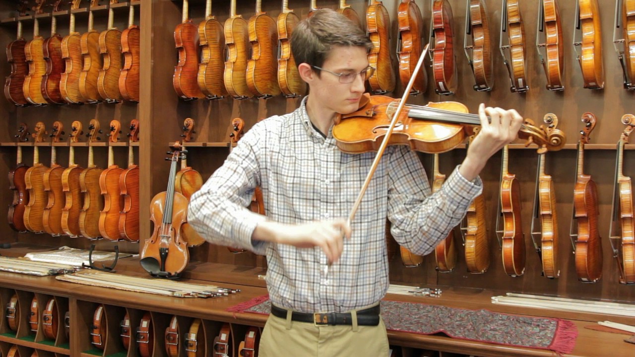 Hristro Todorov, Cremona 2016 | Violin Demonstration