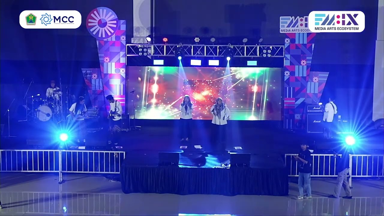 FMIX SHOW DAY 2 - Theatering