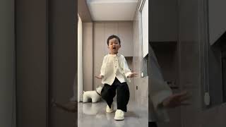 #disco 😎Follow the disco beat, let's dance together~🕺🙌 #dancingbaby #hiphop #cute #kpop