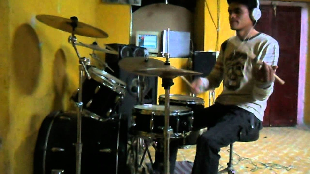 Alex Bataco ALEX BATACO COVER ENJAMBRE ¡MANIA CARDIACA! - YouTube