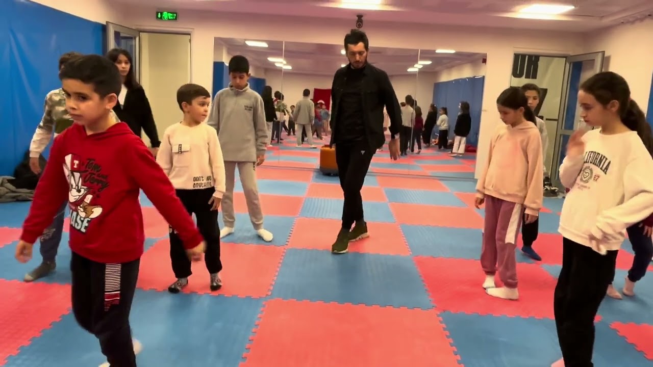 Cuma Ovası Zeybeği