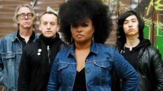 The Bellrays - Black Lightining