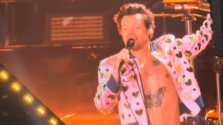 Harry Styles talking on stage - live at Johan Cruijf Arena Amsterdam June 6th 2023