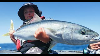 Whitiangler Life 11 Merry Christmas - Reef Hosts The Show