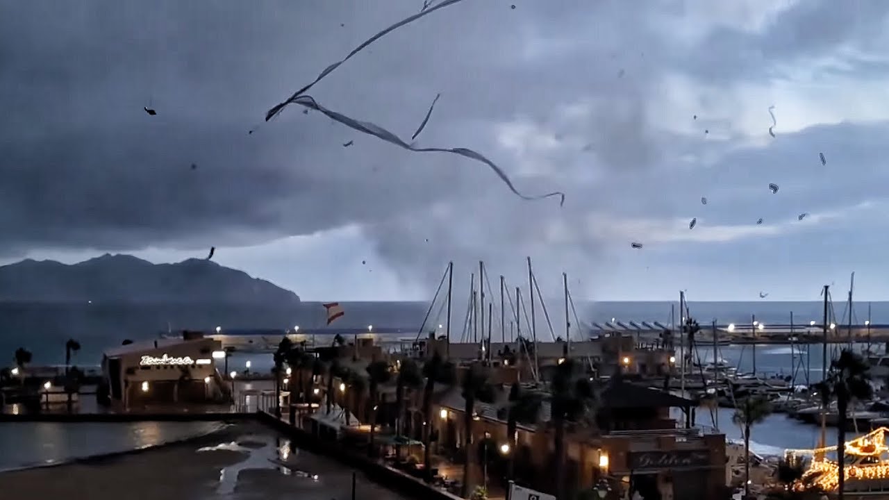 Waterspout Makes Landfall in Puerto de Mazarrón, Murcia, Spain - Dec. 28th, 2025