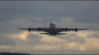 Гигант A380-800 , осенний взлет из Домодедово.
