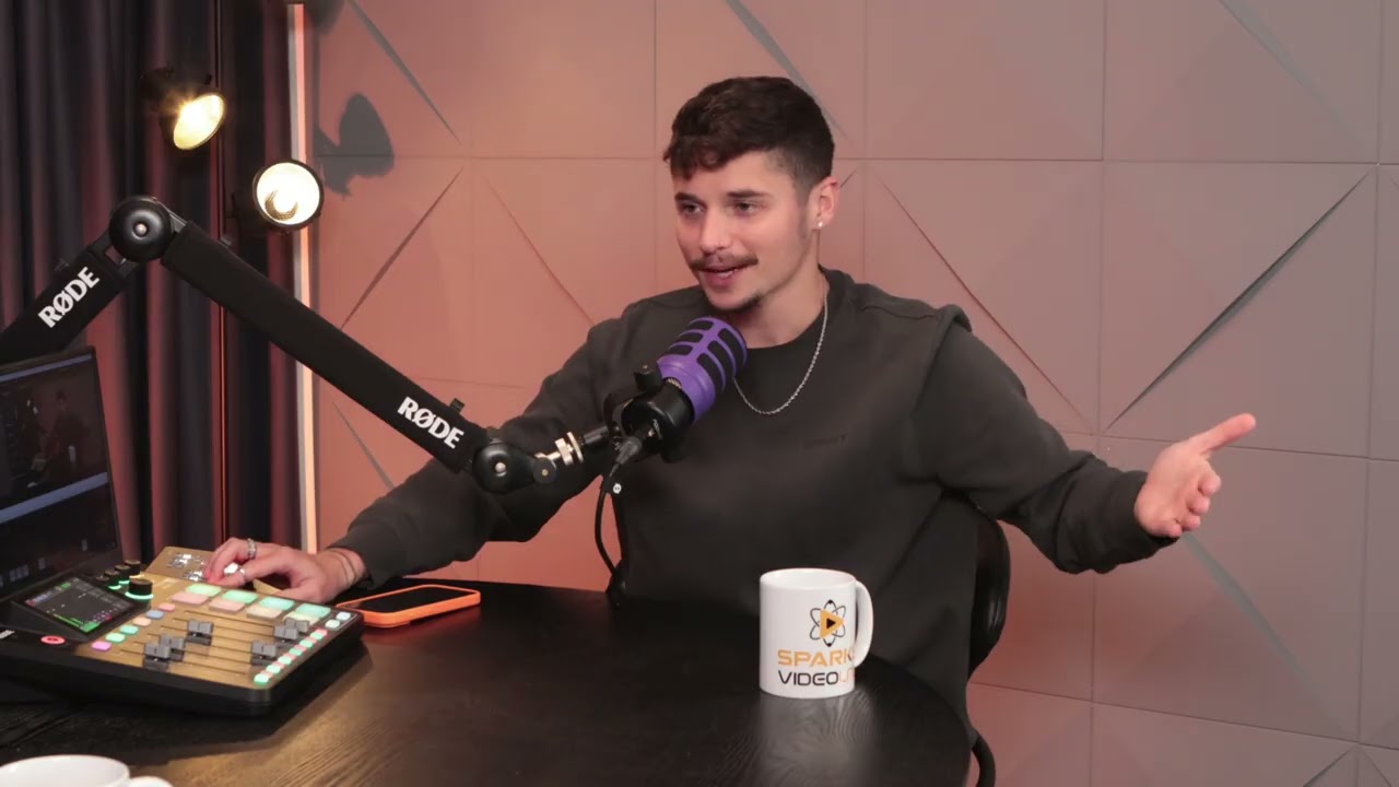 למכור יותר בפחות זמן: על בינה מלאכותית ושיווק 🏷️ | פרק 147 עם הדר אשוח - פודקאסט AI פשוט