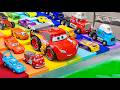 Disney Pixar ☆ We're using a miniature car stand for a test run!