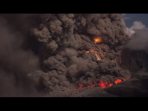 Sinabung: pyroclastic flows with twister and volcanic lightning