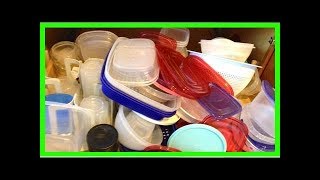 Dites bye-bye au désordre dans l'armoire à Tupperware avec ces idées de  rangement parfaites! - Trucs et Bricolages