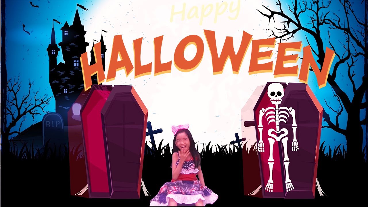 Savannah and Daddy Pretend Play Halloween Hide and Seek Challenge - YouTube