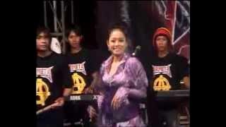 Download lagu Dua Kursi Lilin herlina