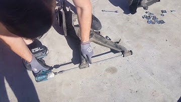 Fast way to remove BMW e30 rear trailing arm bushings