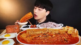 ENG SUB)Braised Kimchi Mukbang cooked with Whole Pork Belly to kick start the New Year!!!