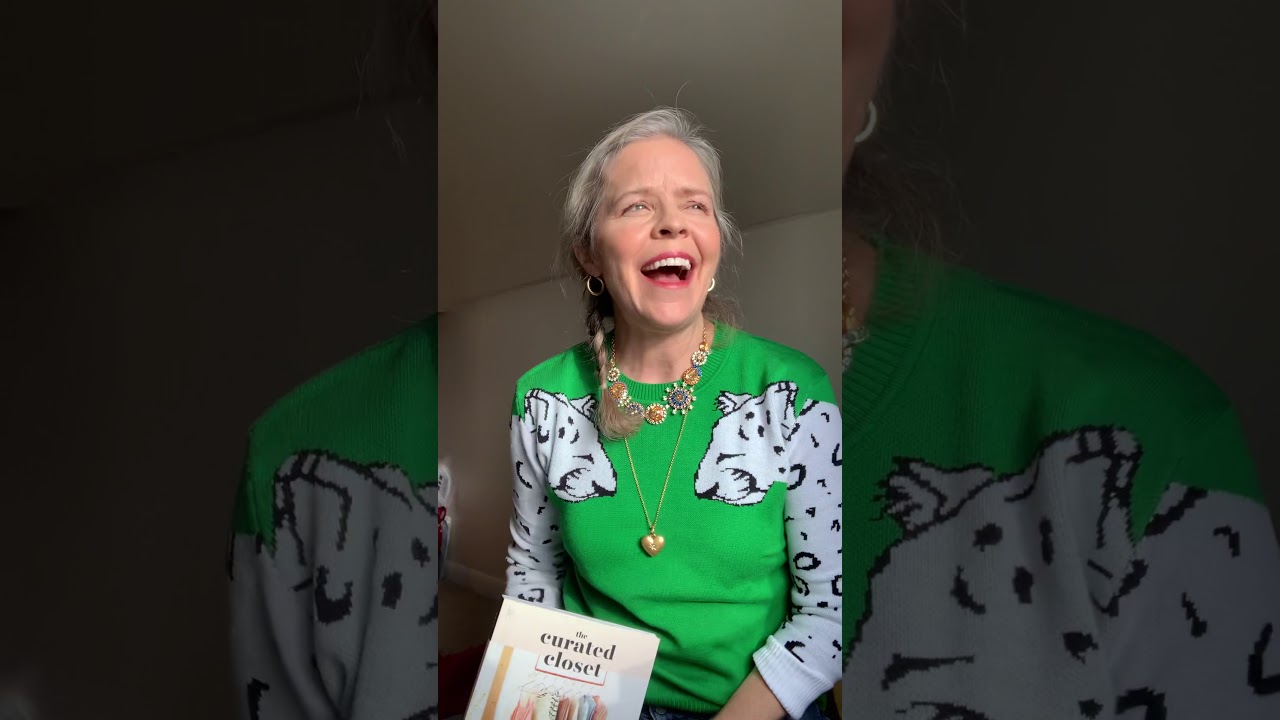 The Curated Closet by Anuschka Rees - A book recommendation! - YouTube
