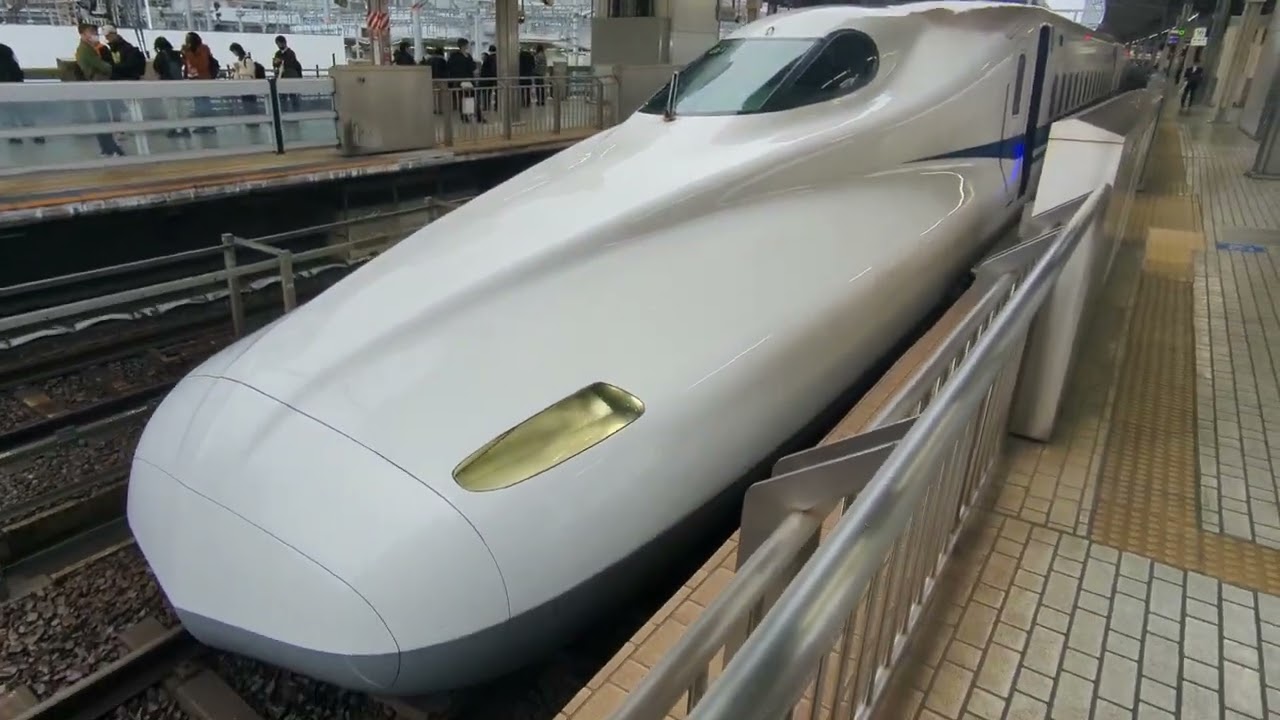 2025年4月13日東海道新幹線名古屋(駅)N700A(系)F·G編成運行(各)停車中