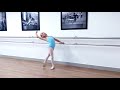 Aula de Ballet: Sequência de Plié の動画、YouTube動画。