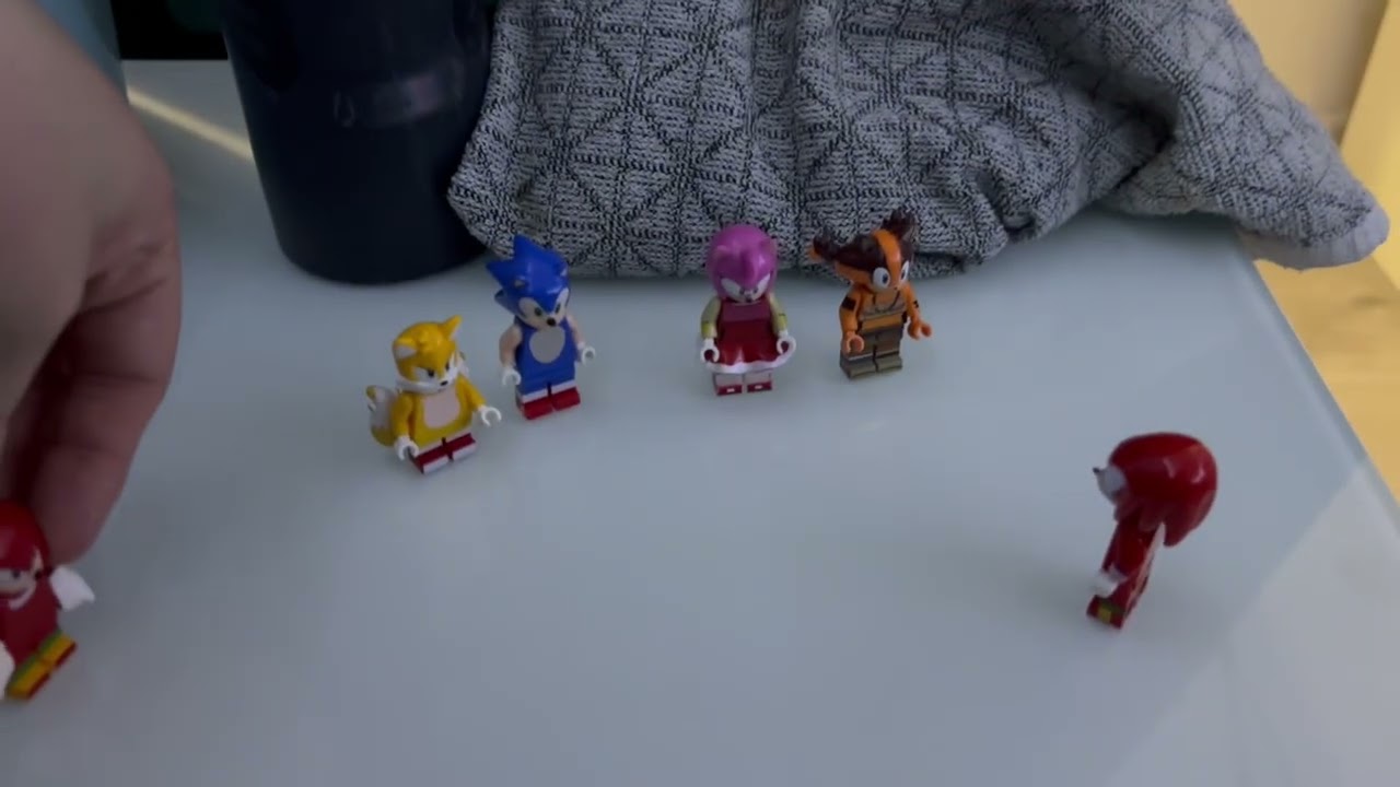 Lego sonic boom double knuckles 