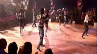 Miley Cyrus- Fly On The Wall (Live At Dancing With The Stars)