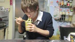 伝説のチキンカレーヌードル（怪物くん嵐の大野智出演）PDS