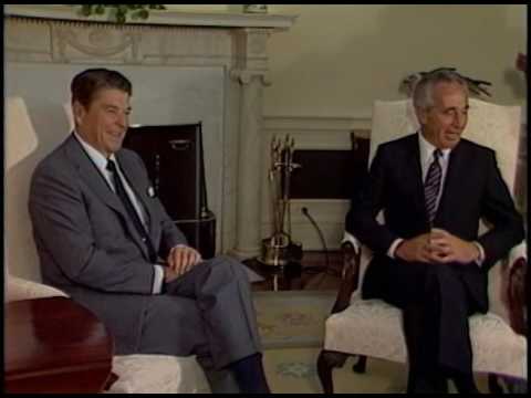 Video: Cila ishte arritja kryesore ekonomike e Reganit?