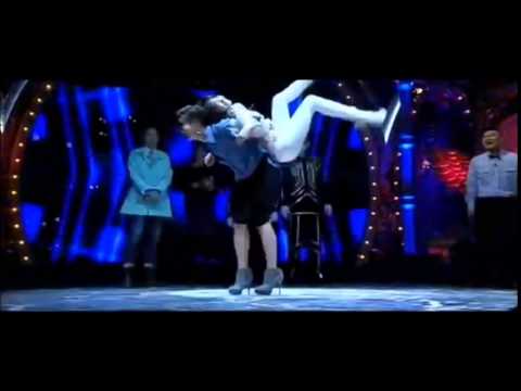 걸스데이 민아 방송중 꽈당 K POP Girls Day Fail on LIVE TV