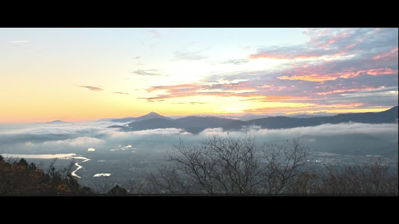 Squeezing into Spain (and our pants after all the Tapas)