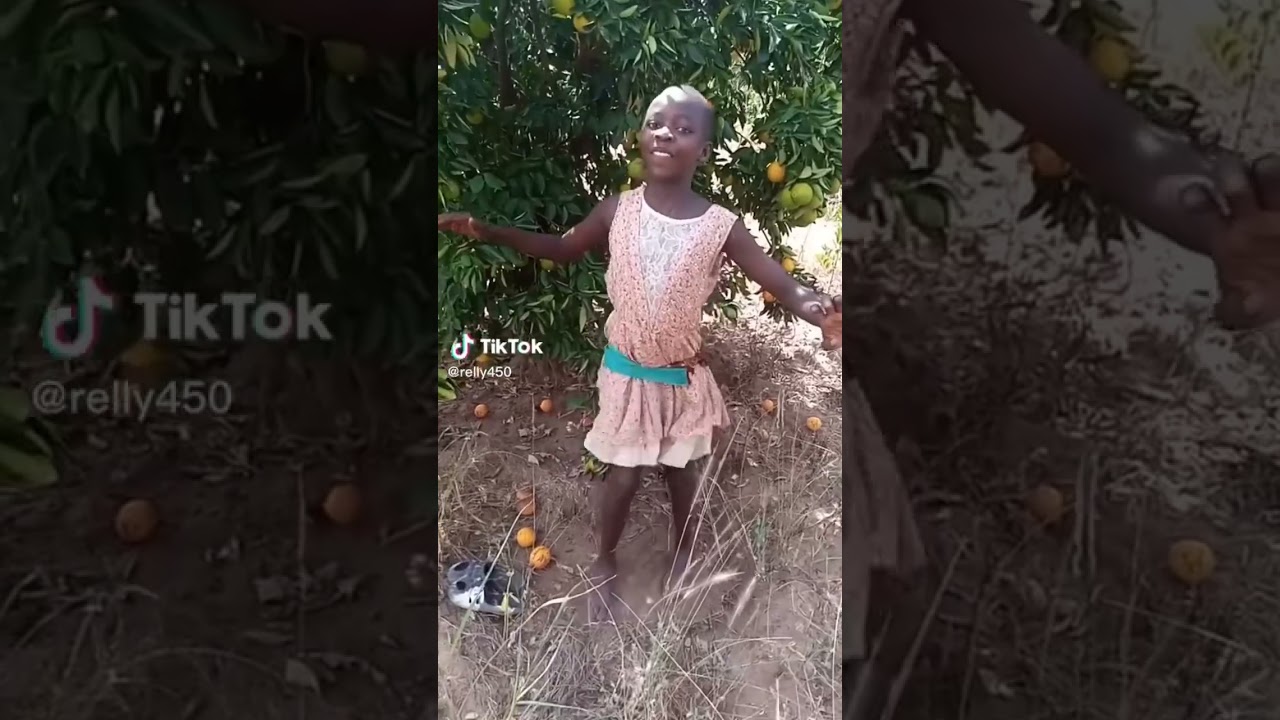 Amari lubanga na challenge by little girl (Acholi dance)