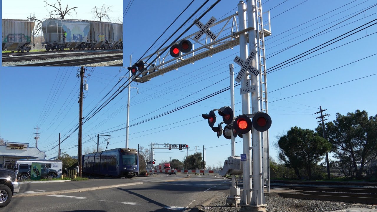 Jackson Rd. Railroad Crossing | SacRT Light Rail Trains & Nearby Freight Switching | Sacramento CA