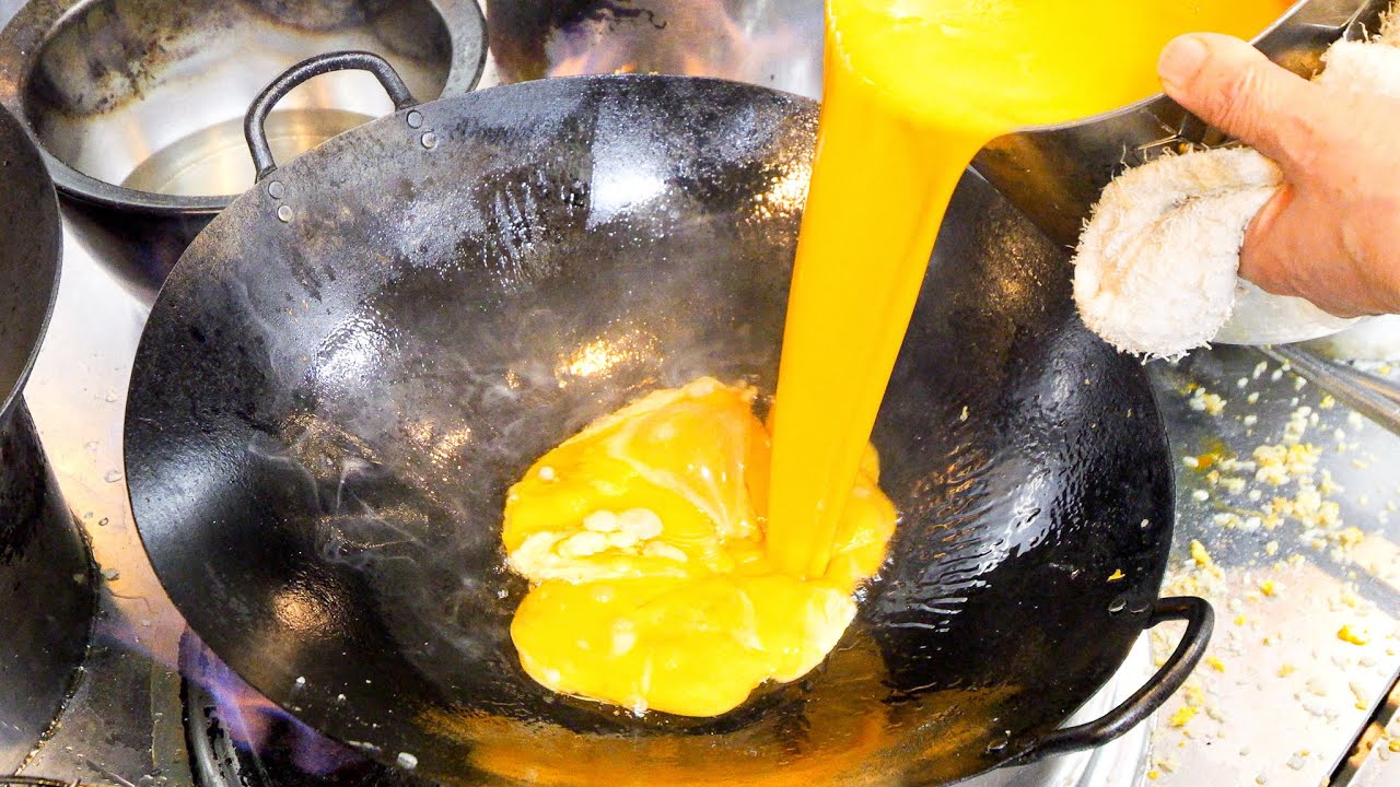 超絶炒飯ラッシュ！行列の絶えない横浜最強町中華の鍋振りに驚愕 | Japanese Street Food