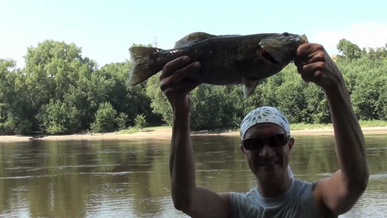 Catching Fish On The Mississippi River - Minneapolis - July 2012 - YouTube
