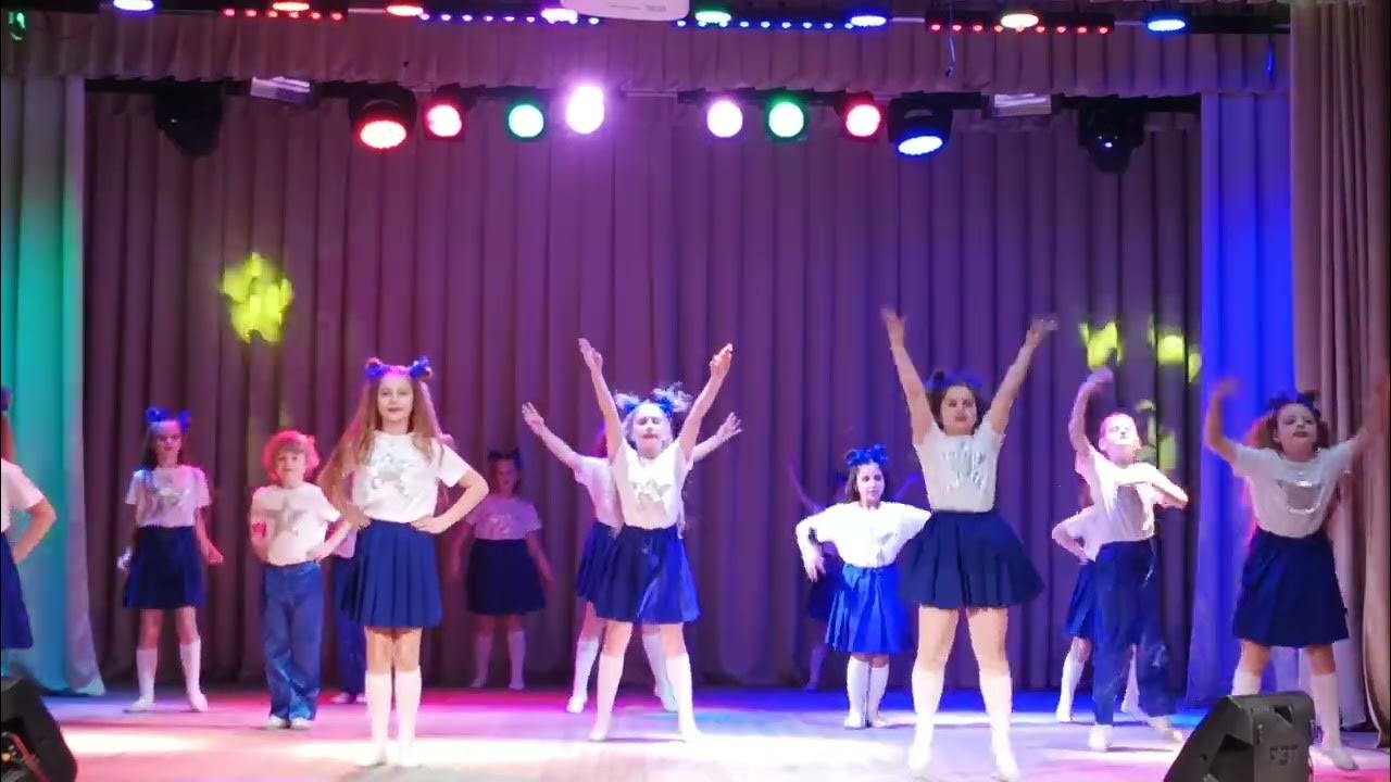 бим бом детский хор великан бим-бом. песня бим бом детский хор великан. детский хор великан альбом бим-бом. бим-бом песня слушать великан клип бесплатно. детский хор великан.