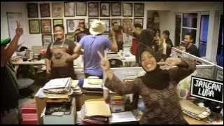 Goyang Salam 2 Jari Karyawan Slank Management (Slank Diary)