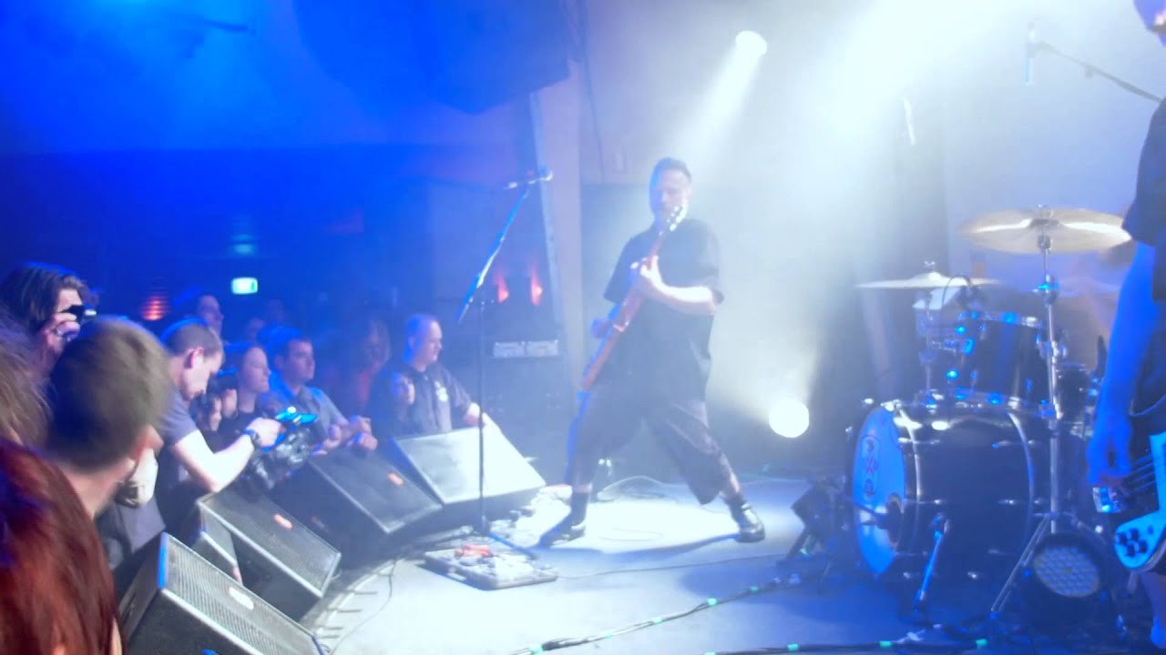 03 Second Hander The Mark of Cain Live at the Gov auf YouTube ansehen 03 Second Hander The Mark of Cain Live at the Gov auf YouTube ansehen