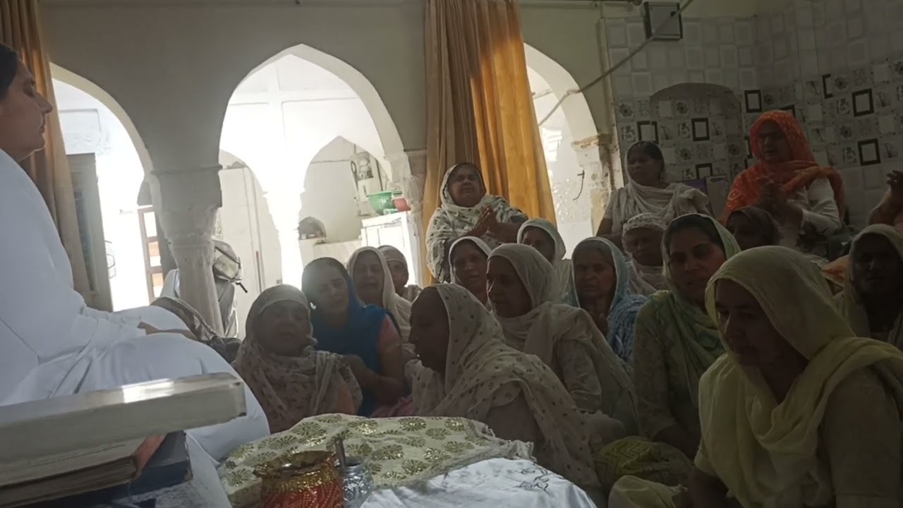 संगमयुग मे शिव का मेला, में भी देखन जाऊंगी......... सुने प्यारा भजन 😍